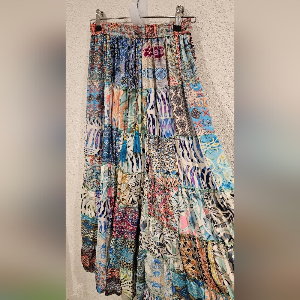 India Boutique Lightweight Flowy Tiered Skirt Bohemian Medium - Picture 3 of 4